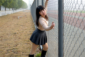 上海新茶工作室微信：Shanghai is the world's second-largest textile exporter, ranking second only to China, and its textile and clothing industry plays a crucial role in the national economy. In recent years, Shanghai's t